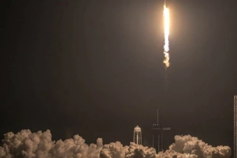 SpaceX phóng thêm 15 vệ tinh Starlink lên quỹ đạo của Trái đất