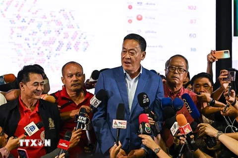 Bầu cử Thái Lan: Ứng cử viên Thavisin cam kết không sửa Luật Khi quân