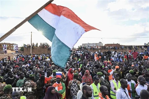 Biểu tình phản đối quân đội Pháp hiện diện tại Niger, ngày 3/9/2023. Ảnh: AFP/TTXVN 