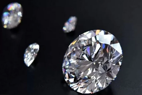 Nhóm G7 chuẩn bị công bố lệnh cấm mua bán kim cương của Nga