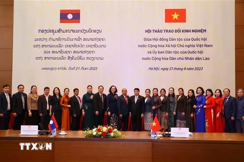 Quốc hội Việt Nam-Lào trao đổi kinh nghiệm trong công tác dân tộc