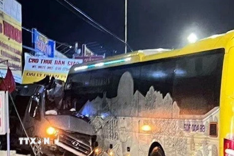 Kiểm tra Nhà xe Thành Bưởi sau vụ tai nạn nghiêm trọng ở Đồng Nai