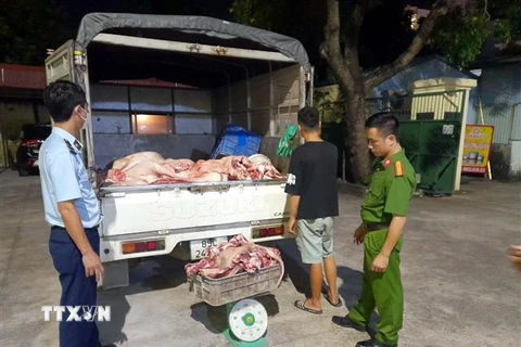 Hưng Yên: Ngăn chặn hơn 1,3 tấn thịt lợn ôi thiu đưa ra thị trường