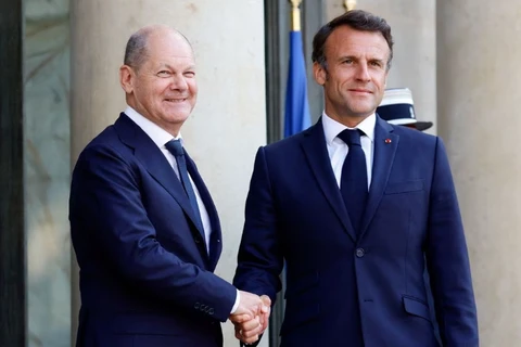 Tổng thống Pháp Emmanuel Macron công du nước Đức để củng cố quan hệ