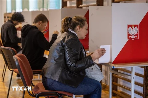 Ba Lan: Đảng PiS cầm quyền không giành đủ số ghế tại Hạ viện