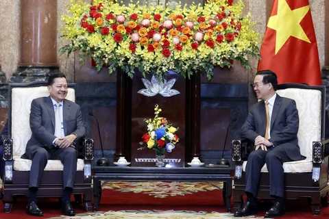 Chủ tịch nước Võ Văn Thưởng tiếp Phó Thủ tướng Chính phủ Hoàng gia Campuchia Neth Savoeun. (Ảnh: Thống Nhất/TTXVN)