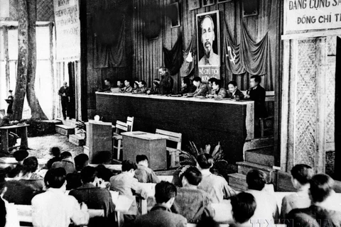 Đại hội Đảng toàn quốc lần thứ II tổ chức tại Chiến khu Việt Bắc (2/1951). Ảnh: Tư liệu TTXVN)