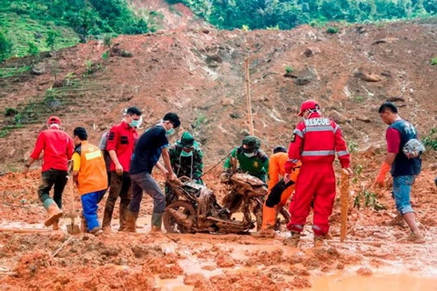 Hiện trường một vụ lở đất tại Indonesia tháng 11/2023. (Ảnh: Reuters)