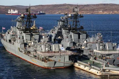 Hai tàu chống ngầm nguyên tử cỡ lớn "Đô đốc Levchenko" và "Phó đô đốc Kulakov". (Ảnh: RIA Novosti)