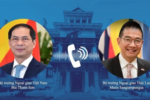 Bộ trưởng Ngoại giao Bùi Thanh Sơn điện đàm với Bộ trưởng Ngoại giao Thái Lan Maris Sangiampongsa. (Ảnh: TTXVN phát)
