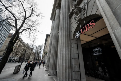 Trụ sở ngân hàng UBS ở Zurich, Thụy Sĩ. (Ảnh: AFP/TTXVN)