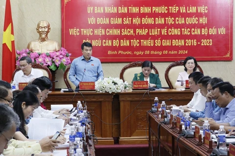 Ông Y Thanh Hà Niê Kđăm, Chủ tịch Hội đồng Dân tộc của Quốc hội phát biểu chỉ đạo. (Ảnh: K GỬIH/TTXVN)