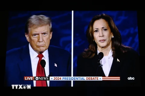 Hai ứng cử viên Tổng thống Mỹ là bà Kamala Harris (phải) và ông Donald Trump. (Ảnh: THX/TTXVN)