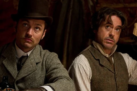 Jude Law hé lộ thông tin mới về Sherlock Holmes 3