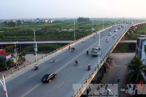 Cảnh báo mất an toàn giao thông trên cầu Vĩnh Tuy