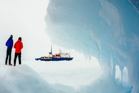 Bắt đầu chiến dịch giải cứu tàu Nga mắc kẹt ở Nam Cực
