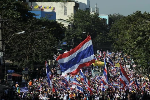 Người biểu tình Thái nhằm vào các bộ, sàn chứng khoán 