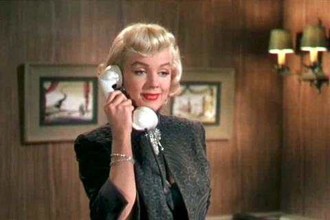 Thời trang quyến rũ trong phim của "cô đào" Marilyn