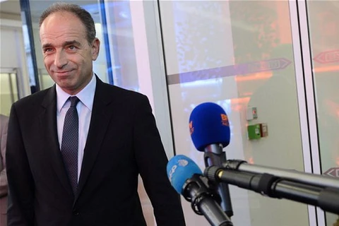 Lãnh đạo đảng cánh hữu UMP của Pháp đã từ chức