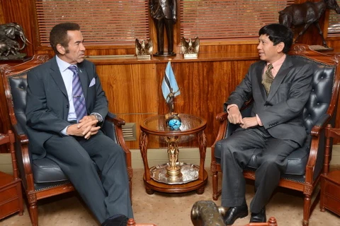 Việt Nam và Cộng hòa Botswana tăng hợp tác song phương 