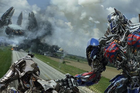 Transformers 4 “hủy diệt” mọi phòng vé khi thu 400 triệu USD