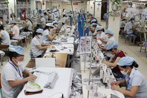Kinh tế Việt Nam nỗ lực vượt qua những thách thức mới