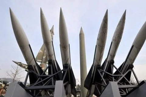 Nhật Bản thông qua hợp tác nghiên cứu tên lửa với Anh, Mỹ