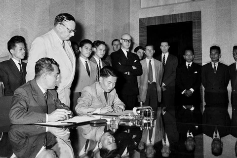 Tọa đàm kỷ niệm 60 năm ngày ký Hiệp định Geneva ở Algeria 