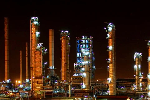 Iran tăng xuất khẩu dầu mỏ sau khi lệnh trừng phạt được dỡ bỏ