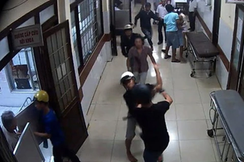 Bắt 2 nhóm thanh niên hỗn chiến trong bệnh viện tỉnh Đắk Lắk