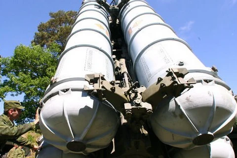 Nga ngừng sản xuất tổ hợp tên lửa phòng không S-300