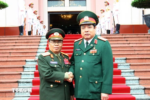Bộ Quốc phòng hai nước Việt Nam-Lào tăng cường hợp tác