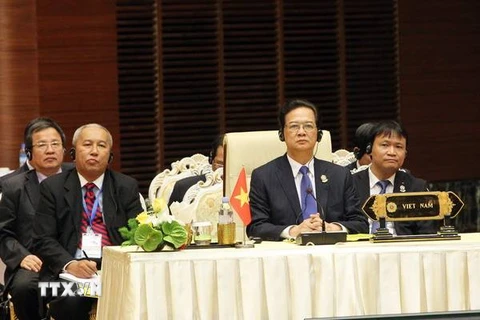 Thủ tướng: Cần có tầm nhìn dài hạn trong phát triển ở Đông Á