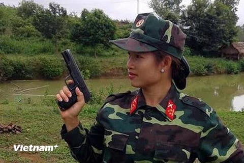 Nữ xạ thủ tài sắc vẹn toàn của lực lượng vũ trang tỉnh Điện Biên