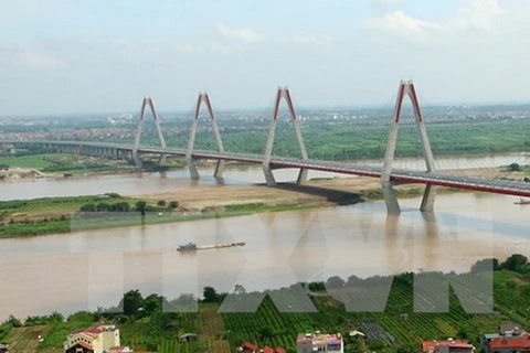 Đường nối cầu Nhật Tân với sân bay Nội Bài sẵn sàng thông xe