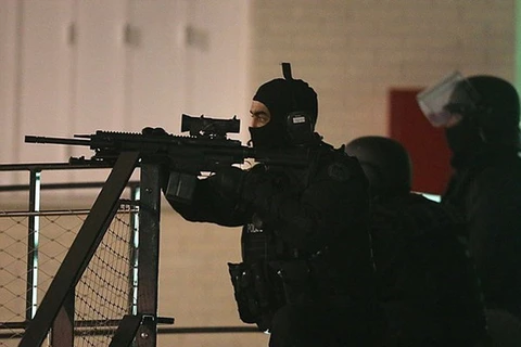 Pháp vẫn duy trì cảnh báo an ninh cao nhất sau các vụ khủng bố