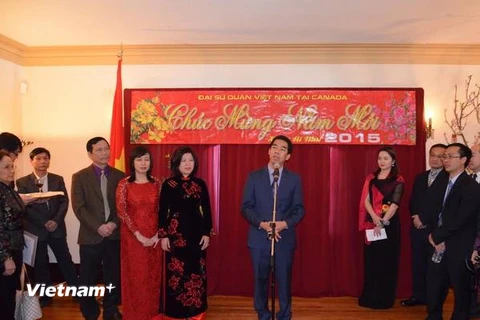 Đại sứ quán Việt Nam tại Canada tổ chức mừng Xuân Ất Mùi 2015