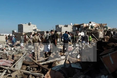 Liên quân Arab tiếp tục không kích các mục tiêu Houthi ở Yemen