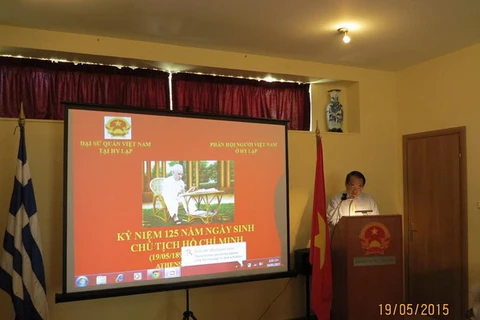 Cộng đồng người Việt tại nhiều nước kỷ niệm ngày sinh nhật Bác