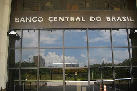 IMF ủng hộ các chính sách "thắt lưng buộc bụng" của Brazil