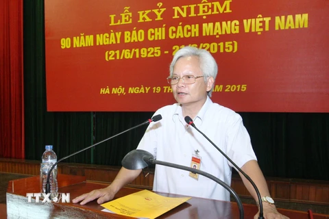 Ông Tạ Ngọc Tấn, Giám đốc Học viện Chính trị Quốc gia Hồ Chí Minh phát biểu tại lễ kỷ niệm. (Ảnh: Phương Hoa/TTXVN)