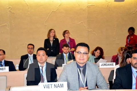 Đại sứ Nguyễn Trung Thành tại phiên khai mạc khóa họp lần thứ 29 Hội đồng Nhân quyền. (Ảnh: Tố Uyên/TTXVN)