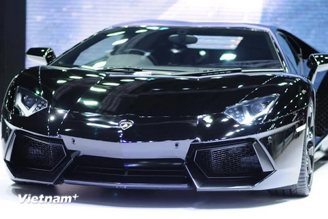 Lamborghini - một trong những thương hiệu xe hạng sang tại triển lãm. (Ảnh: Sơn Nam-Quang Thuận/Vietnam+)