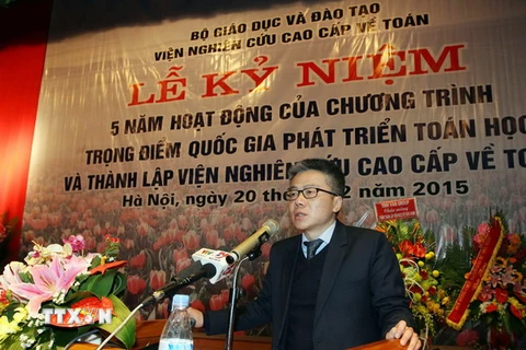 Giáo sư Ngô Bảo Châu, Giám đốc Khoa học Viện Nghiên cứu Cao cấp về Toán phát biểu. (Ảnh: Nguyễn Dân/TTXVN) 