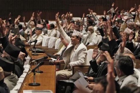 Các nhà lập pháp Nepal bắt đầu bỏ phiếu về một dự thảo hiến pháp mới. (Nguồn: AP)