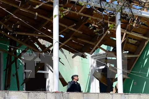 Nhà cửa bị phá hủy sau cuộc giao tranh tại khu vực Nagorny Karabakh. (Nguồn: AFP/TTXVN)