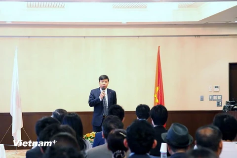 Phó Đại sứ Việt Nam tại Nhật Bản Nguyễn Trường Sơn phát biểu tại buổi họp báo.(Ảnh: Gia Quân/Vietnam+) 