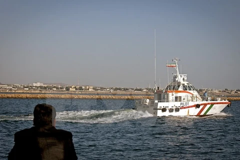 Tàu thuyền ở vùng vịnh Oman, gần thành phố cảng Chabahar, miền nam Iran. (Nguồn: THX/TTXVN)