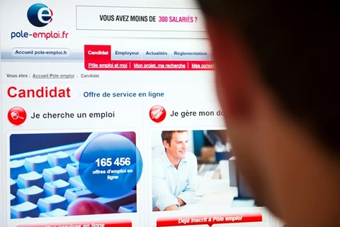 Tìm kiếm việc làm trên website của cơ quan hỗ trợ người thất nghiệp Pole Emploi của Pháp. (Nguồn: neurope.eu)