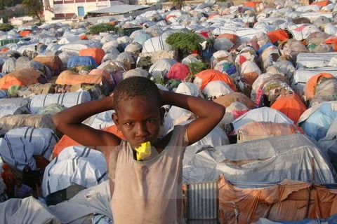 Khu trại tị nạn của người Somalia ở Howl Wadag, Mogadishu. (Nguồn: AFP/TTXVN)